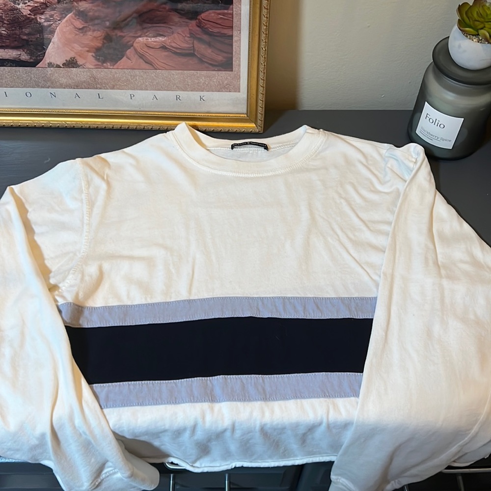 Brandy Melville Cropped Long Sleeve